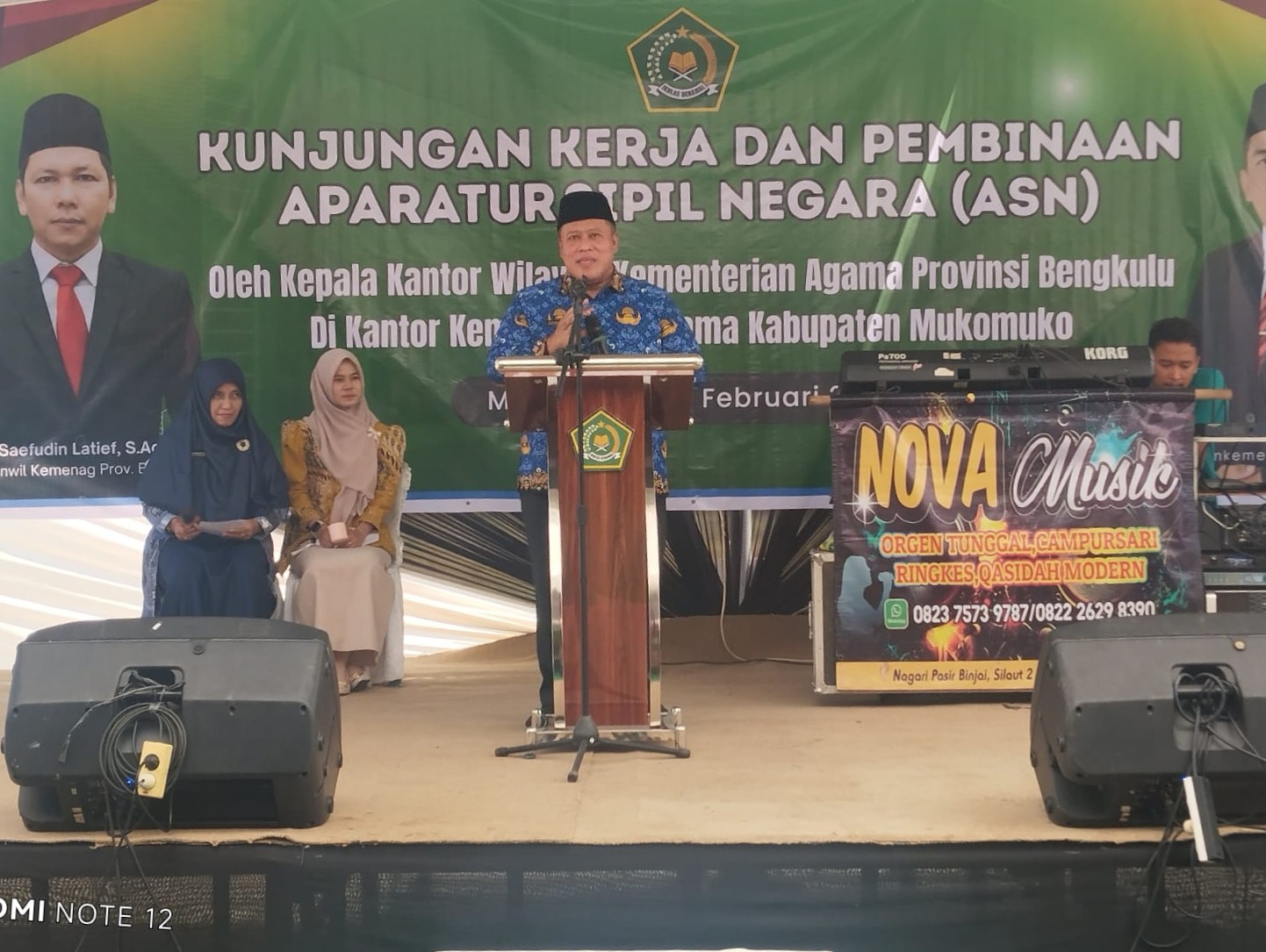 Pembinaan ASN Digelar di Kemenag Mukomuko, Bupati Terima Piagam Penghargaan dari Kakan Kemenag